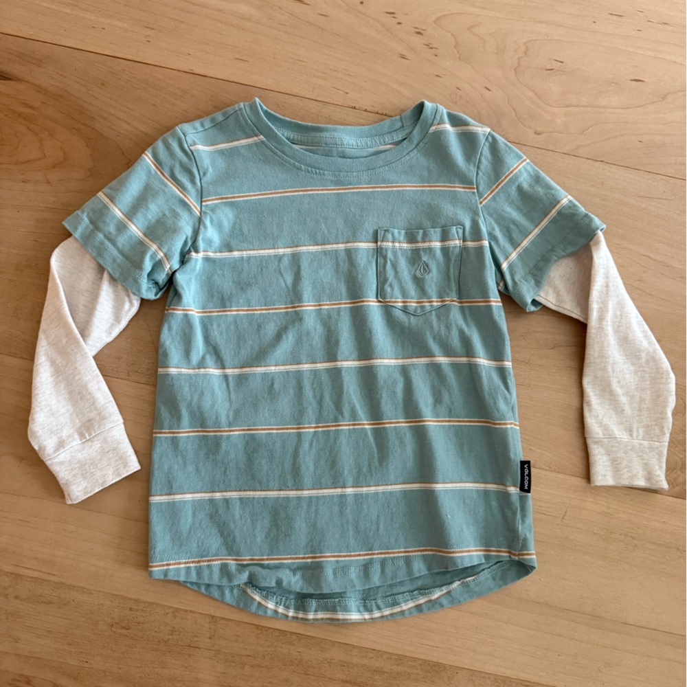 Volcom tee